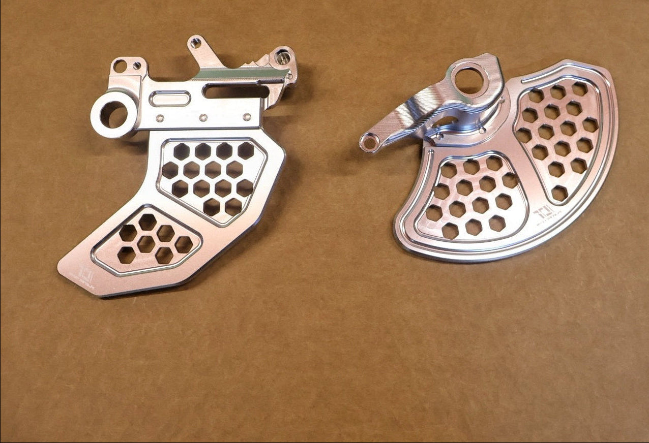 Ultra Bee Front Rear Brackets
