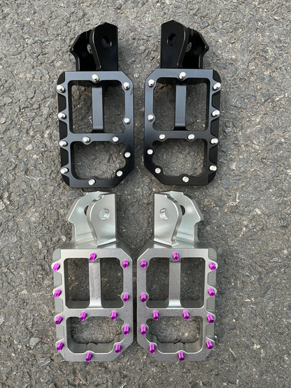 Vorbestellung Surron Ultra Bee Scheinwerferabdeckung/Kettenschutz aus echter Kohlefaser