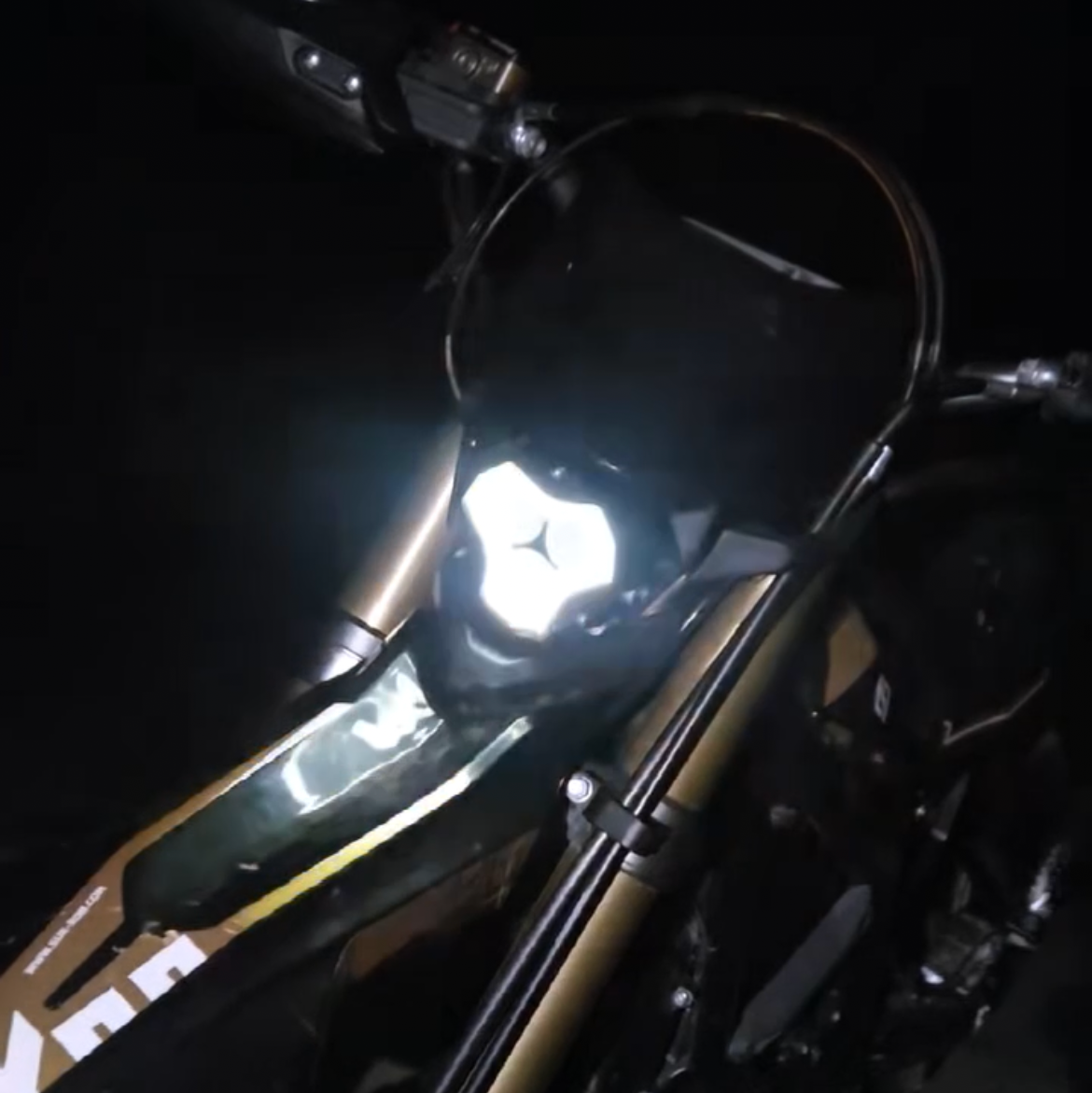 Rev797 Headlight for Ultra Bee